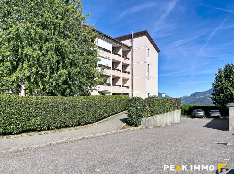 Appartement 4 pièces - 83 m2 - DOUSSARD