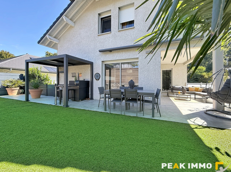 Maison mitoyenne - 4 pièces - 126 m2 - Grésy sur Aix