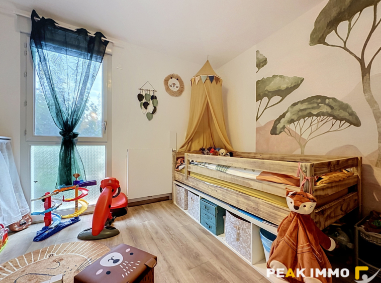 Appartement 3 pièces - 63 m2 - Sales