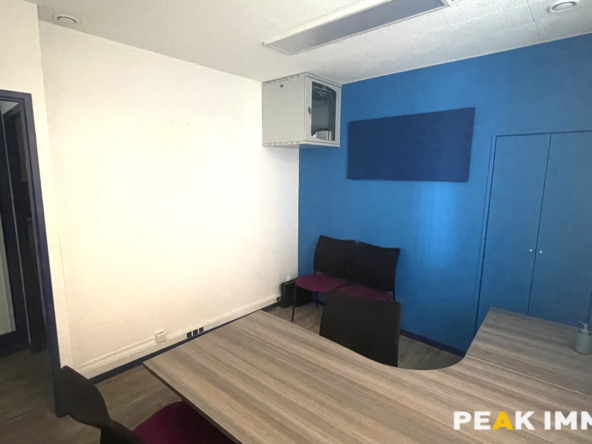 Local professionnel ou commercial - Chambery - 65.94 m2