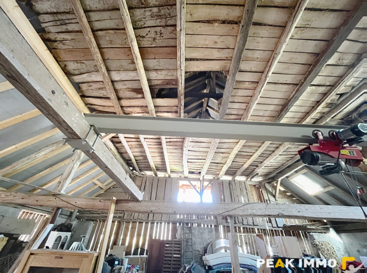 Duplex en plateau brut - 170 m2 - DOUSSARD