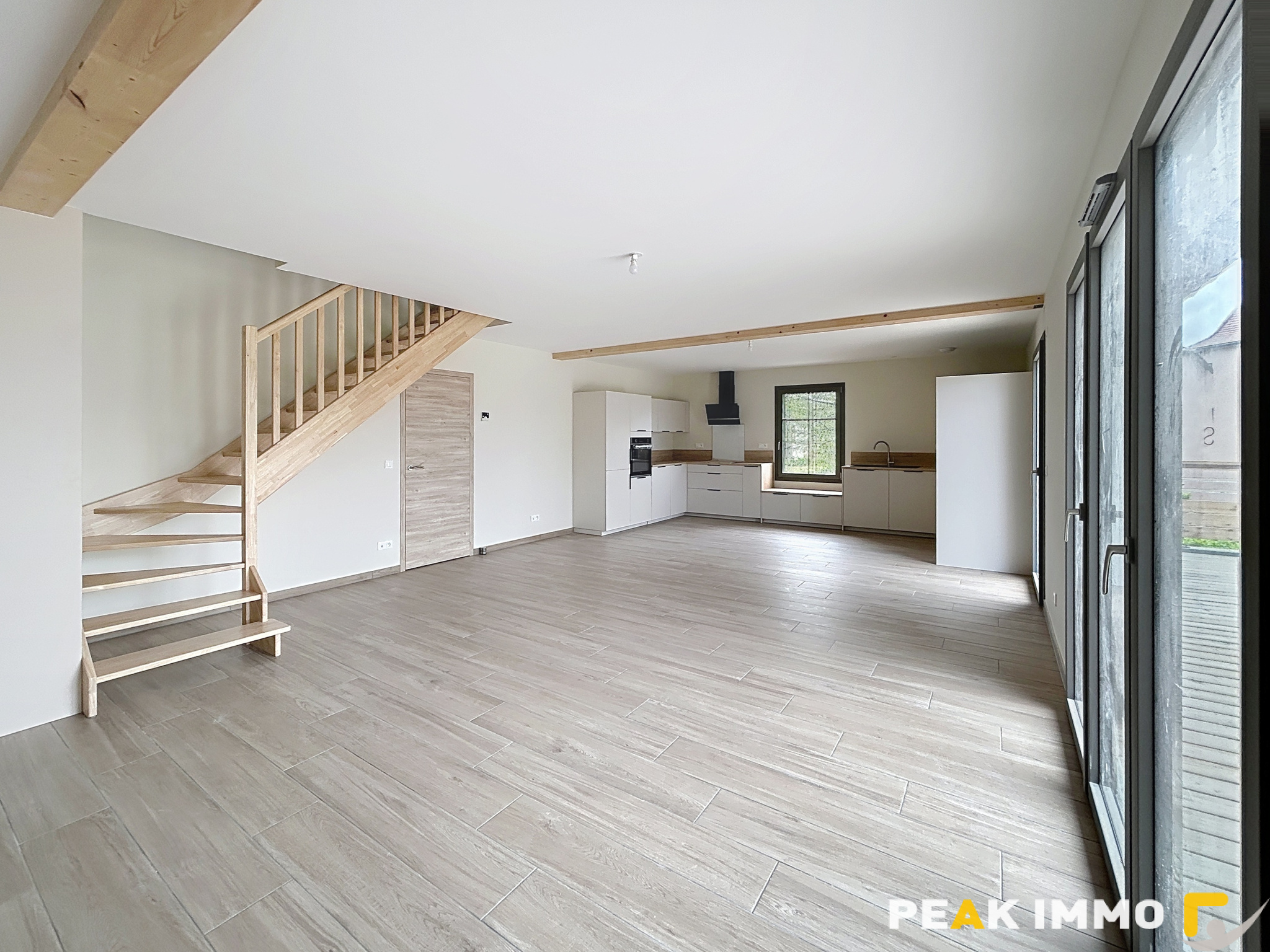 Appartement Fillinges 5 pièce(s) 152.31 m2