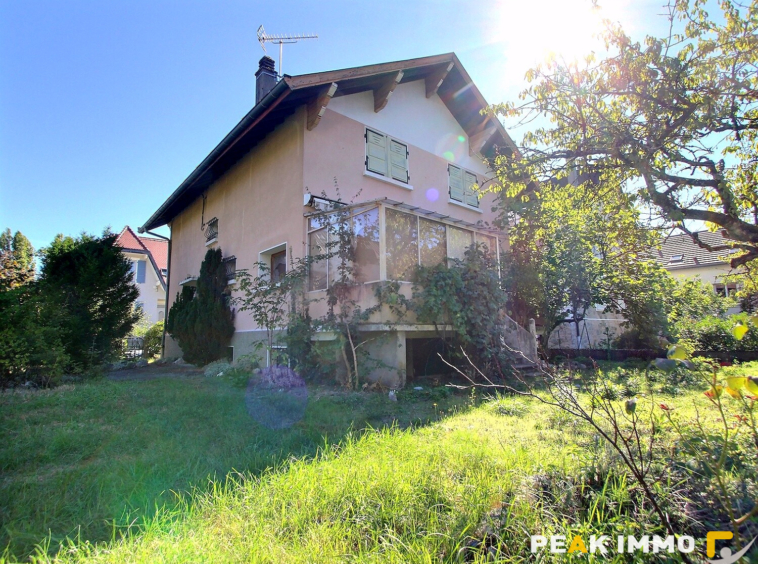 Maison 6 pièces sur terrain 486 m2  - Annecy centre