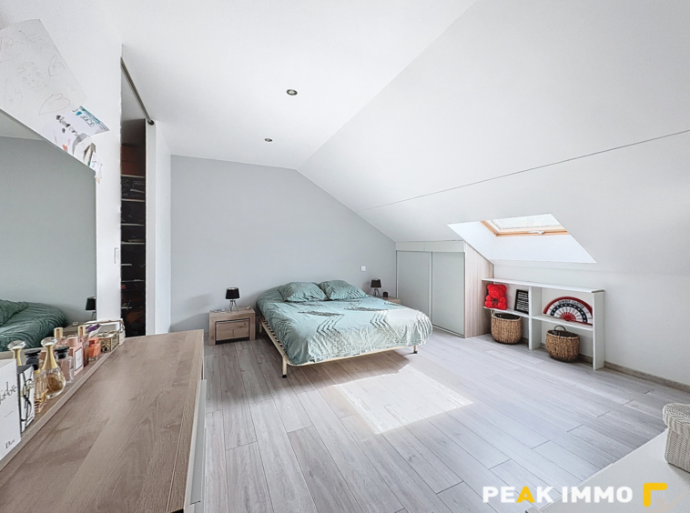 Maison mitoyenne - 4 pièces - 126 m2 - Grésy sur Aix