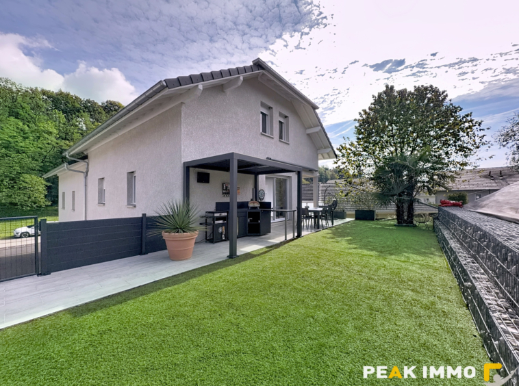 Maison mitoyenne - 4 pièces - 126 m2 - Grésy sur Aix