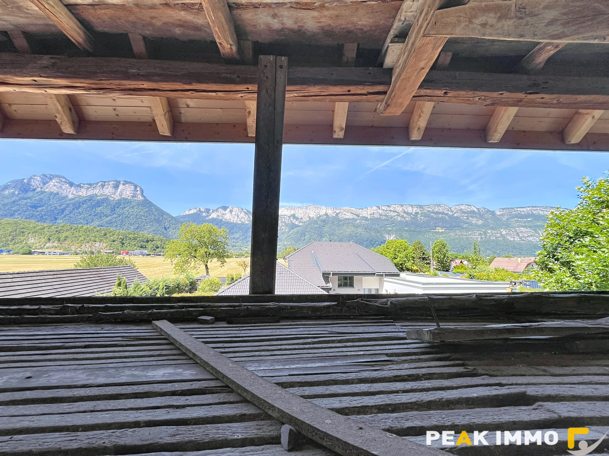 Duplex en plateau brut - 170 m2 - DOUSSARD