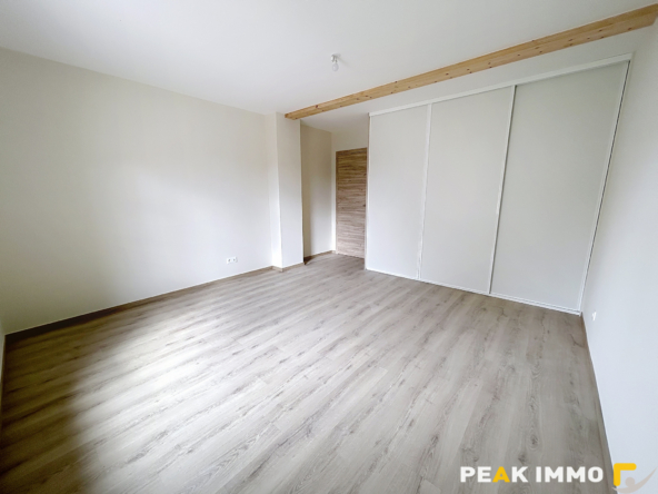 Appartement Fillinges 5 pièce(s) 152.31 m2