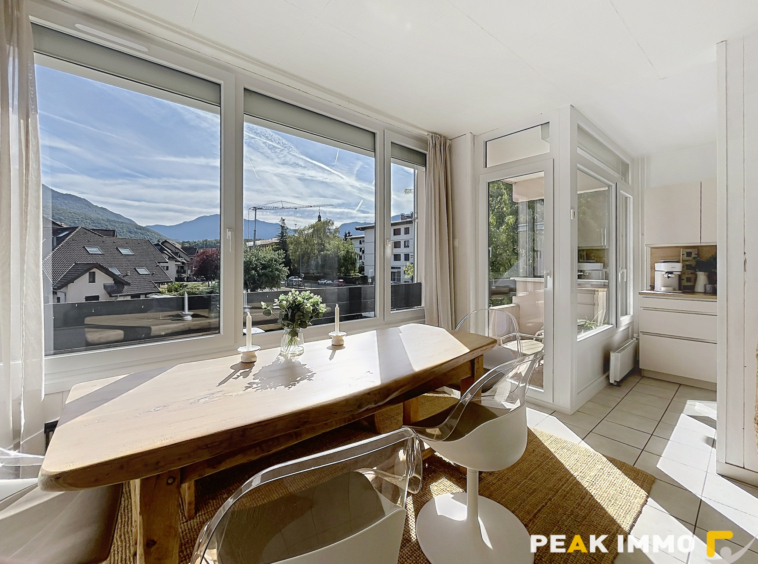 Appartement 4 pièces - 83 m2 - DOUSSARD