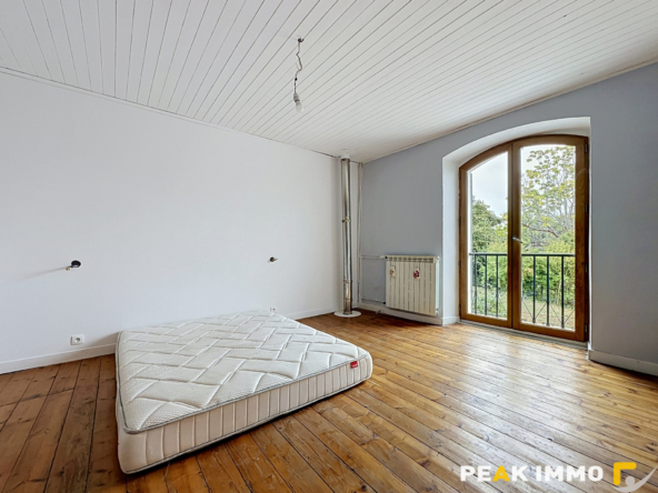 Maison 7 pièces - 196 m2 - Saint-Eusèbe