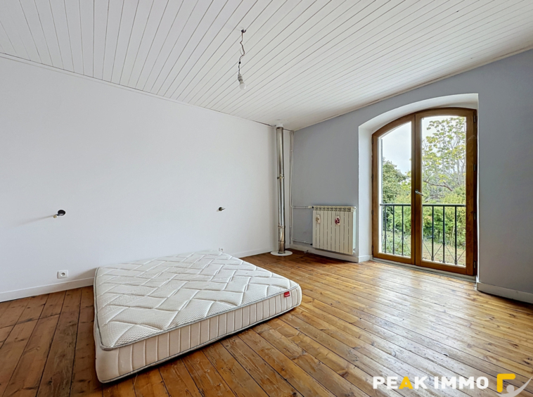 Maison 7 pièces - 196 m2 - Saint-Eusèbe