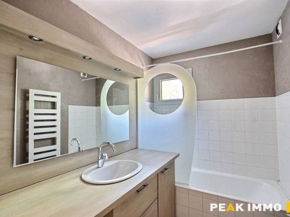 Annecy - Appartement - 2 pièces - 52.78m2