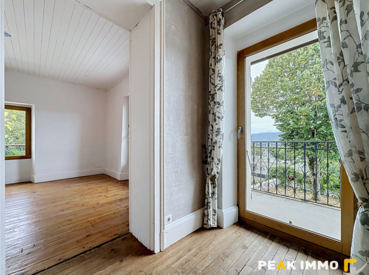 Maison 7 pièces - 196 m2 - Saint-Eusèbe