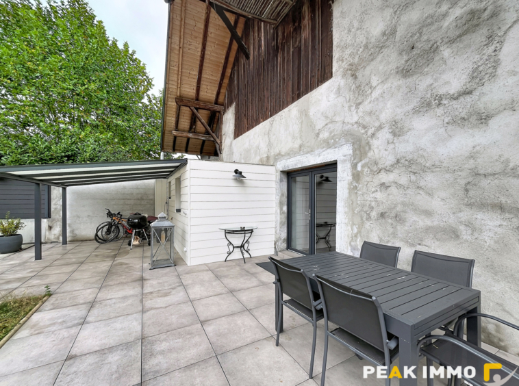 Appartement - 81 m2 avec terrasse et jardin - DOUSSARD