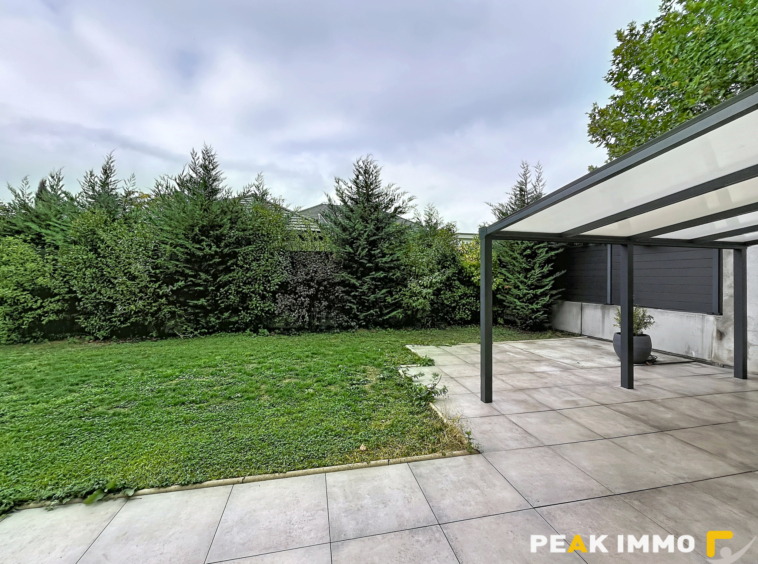 Appartement - 81 m2 avec terrasse et jardin - DOUSSARD