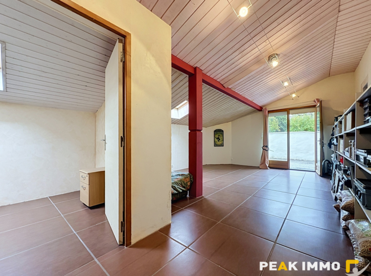 Maison 7 pièces - 196 m2 - Saint-Eusèbe